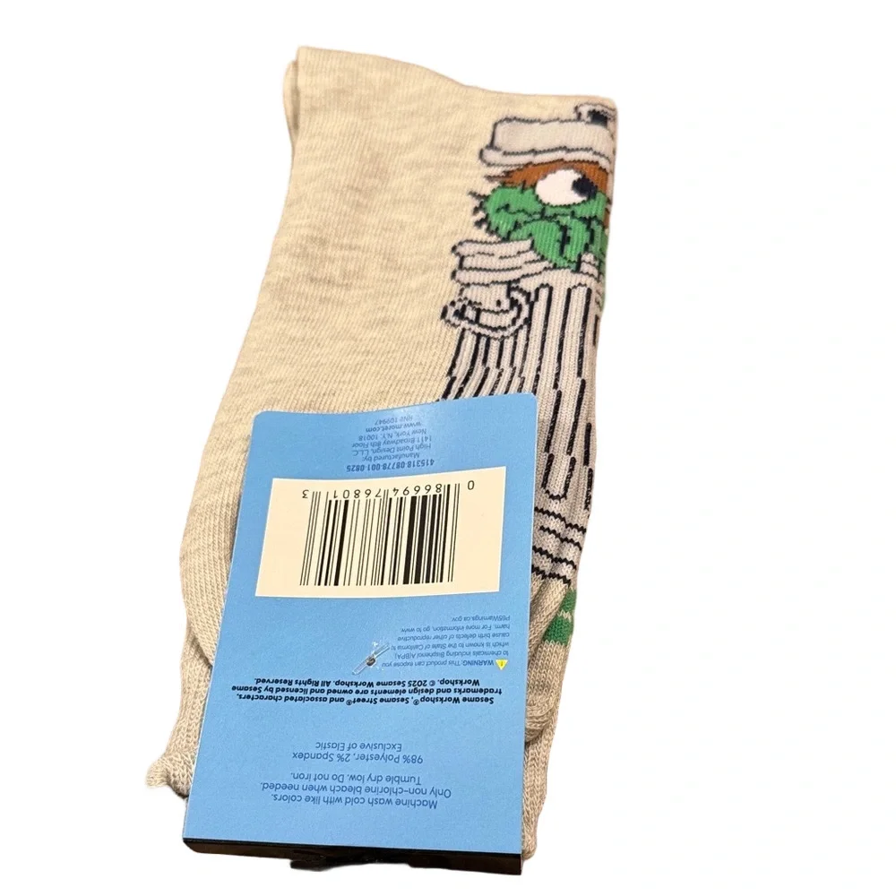 Oscar the Grouch Anti-Social Grouch Club Sesame Street Socks NWT